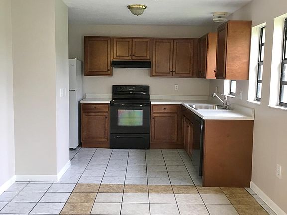 5th image of 440 Mercury Ave SE APT B