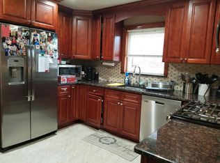 14717 20th Rd FL 1, Whitestone, NY 11357