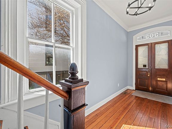 5th image of 303 N 30th St