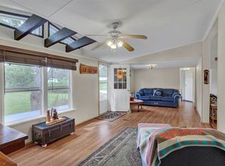 129 Southbreeze Rd, Magee, MS 39111