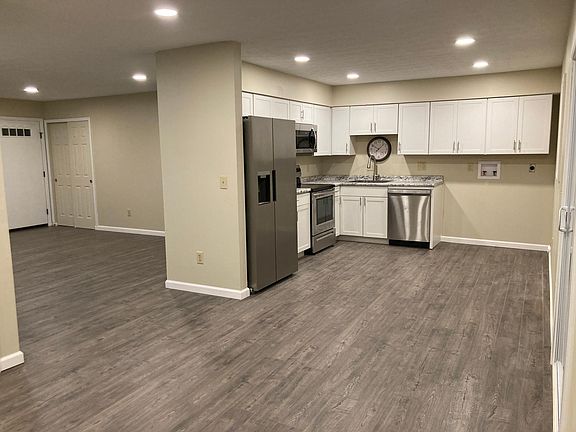 4th image of 218 Iroquois Dr