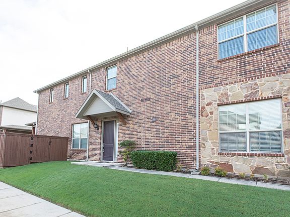 2nd image of 4737 Bayview Dr