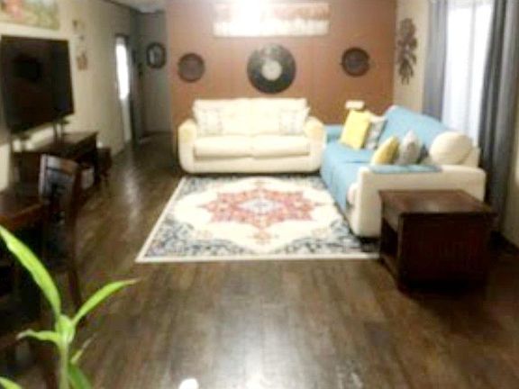 3rd image of 284 County Road 4261