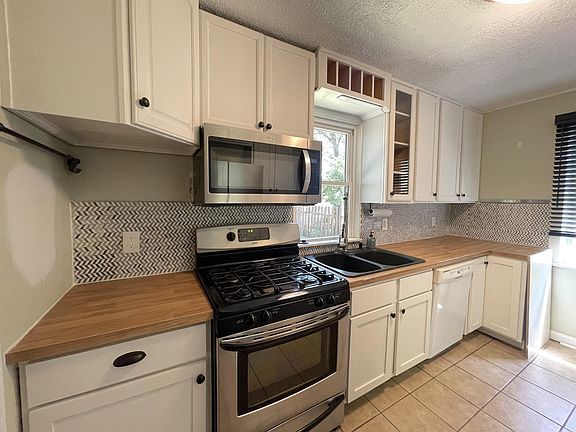 2nd image of 3622 Bryant Ave N APT 1