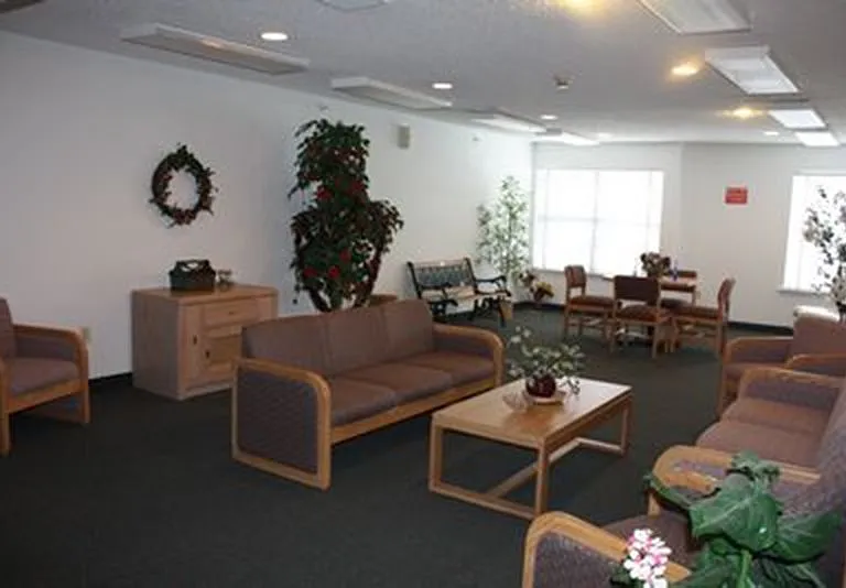 Village Court Seniors — Photo 7
