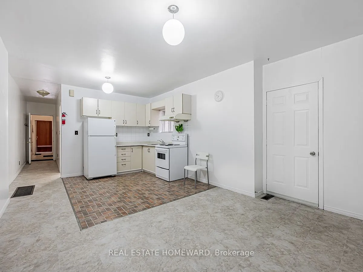 2 bed, $2,000 — Photo 1