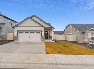 2028 E Cave Falls St, Kuna, ID 83634