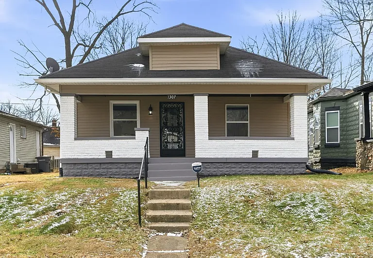1307 Congress Ave — Photo 4
