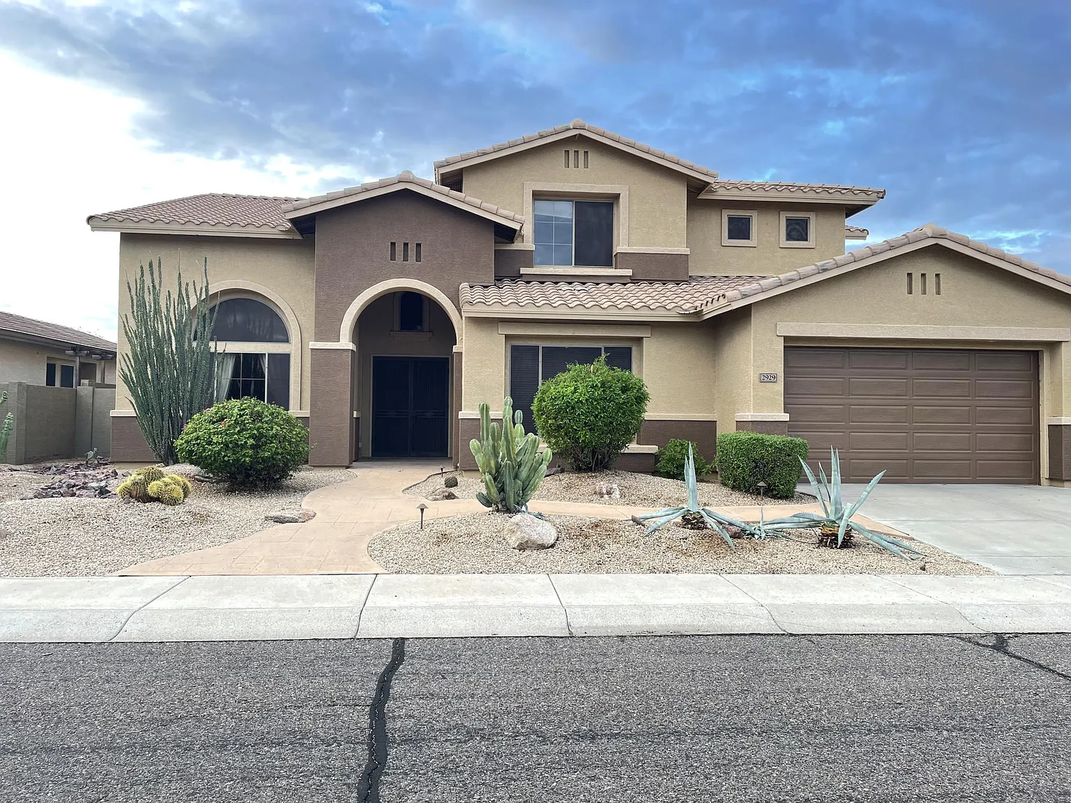 2929 W Adventure Dr — Photo 2