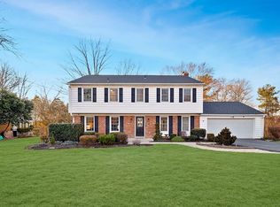 18 Orchard Way S, Rockville, MD 20854