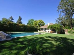 15561 Arnold Dr, Sonoma, CA 95476