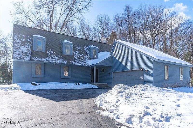 2nd image of 21 Orchard Park Drive