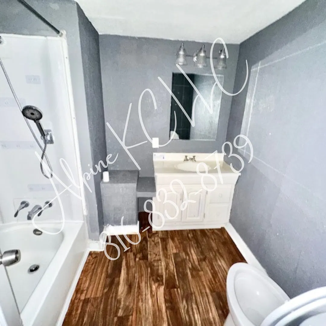 2 bed, 850 sqft, $875 — Photo 4