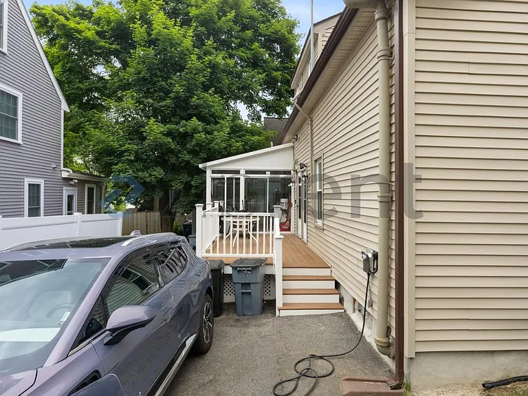 47 Cedar St #49 — Photo 20