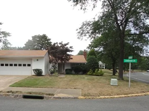 90A Chatham Dr, Monroe Township, NJ 08831