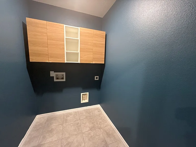 372 Guadlupe St — Photo 17