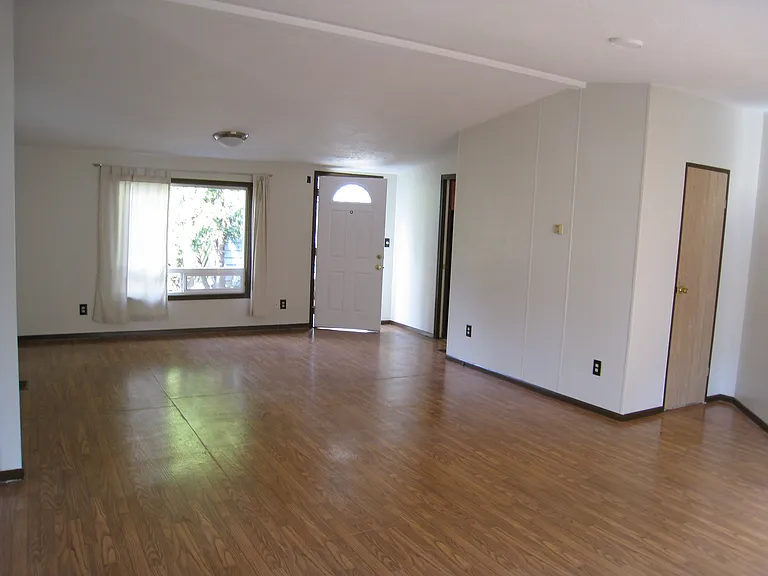 704 SE 26th Ave #704 — Photo 1
