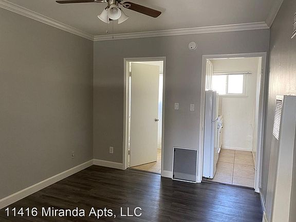 3rd image of 11416 Miranda St APT 21