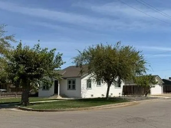 470 2nd St, Gustine, CA 95322