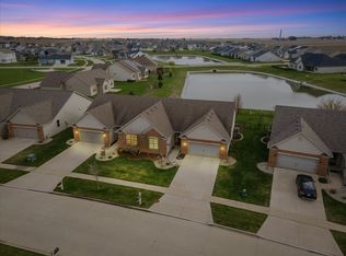 1607 Congressional Way, Champaign, IL 61822