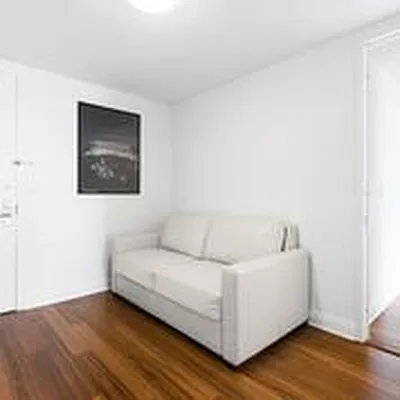 Rented by Corcoran | media 12