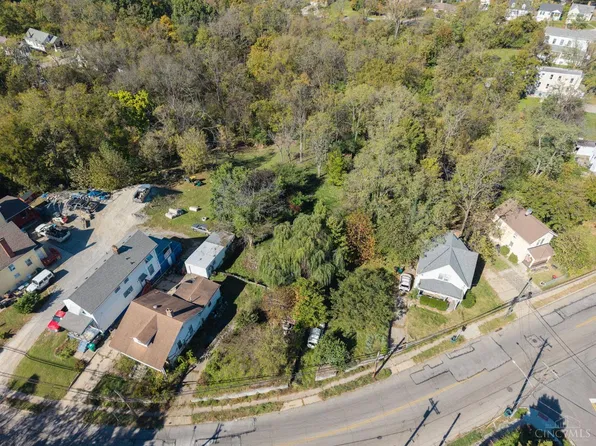 3213 McHenry Ave, Cincinnati, OH 45211