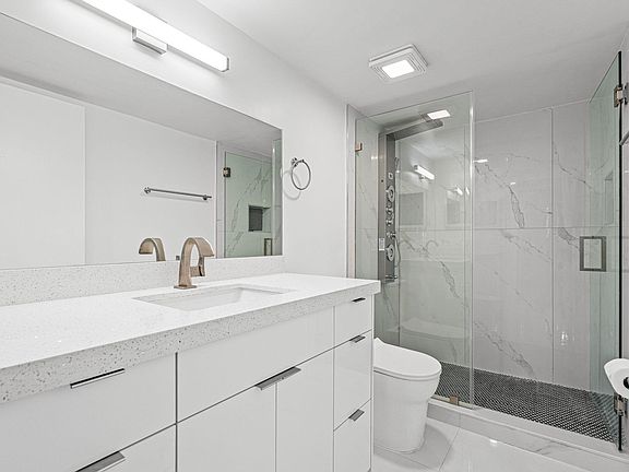 3rd image of 510 W Park Drive #104-3