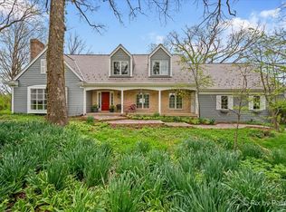 5N617 Forest Glen Ln, St Charles, IL 60175