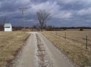 199 Highway F, Silex, MO 63377