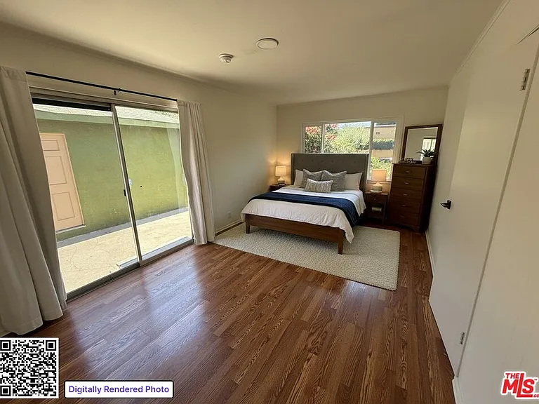802 Superba Ave — Photo 20