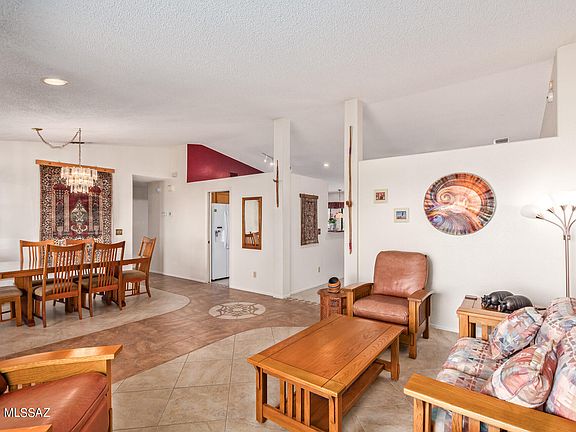 5th image of 5540 W Placita Llanura