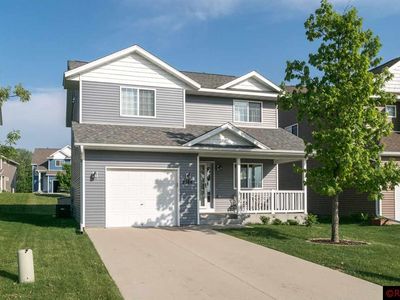 2184 Rolling Green Ln, North Mankato, MN, 56003