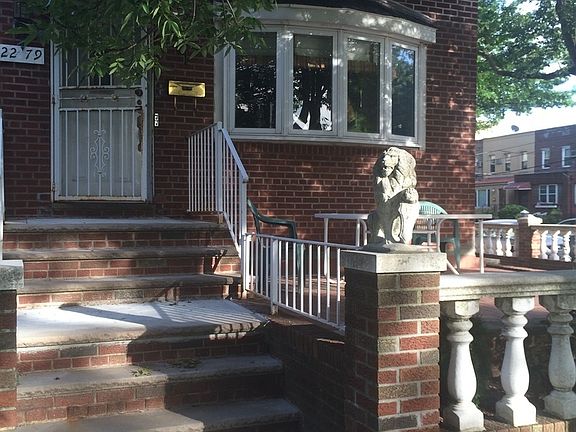 2nd image of 2279 19th St