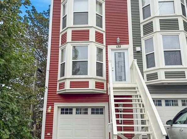 135 Casey Street, St John's, NL A1C4X9