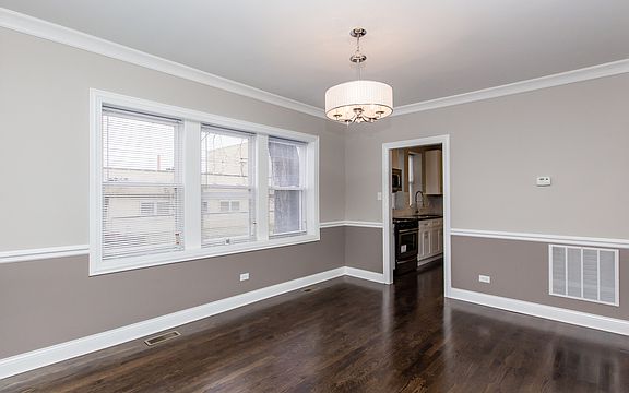 5th image of 7556 S Wentworth Ave