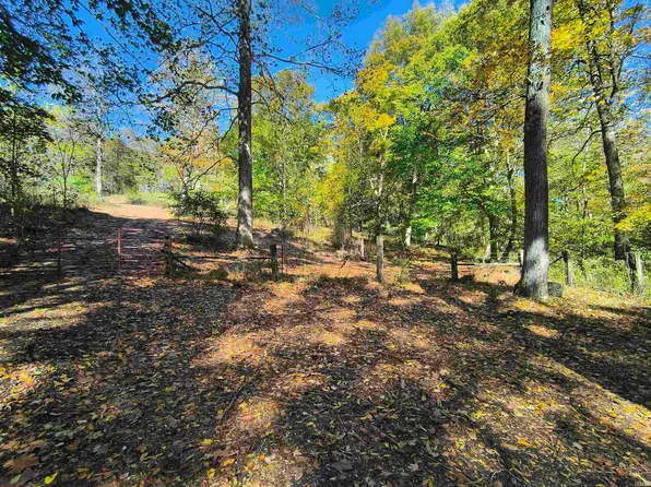 W Graves Rd, Bloomington, IN 47403