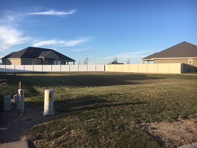 1st image of 1413 Tallgrass Dr