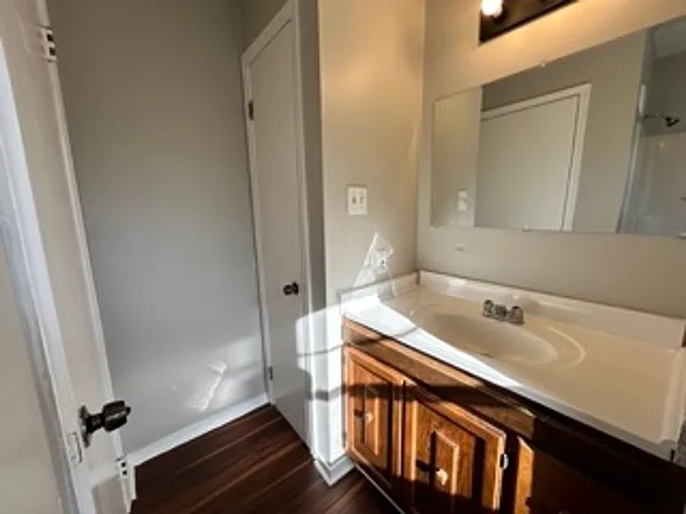 212 Lawler Ave — Photo 21