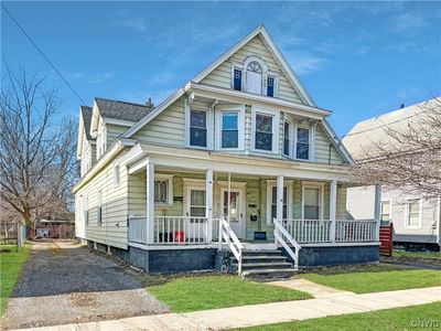 405 N Center St, East Syracuse, NY, 13057
