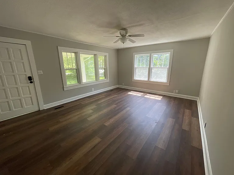 314 Glendale Dr — Photo 7