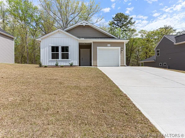 5058 Tyndall Dr, Sanford, NC 27330