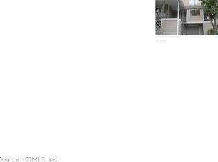 950 S Main St, Middletown, CT 06457