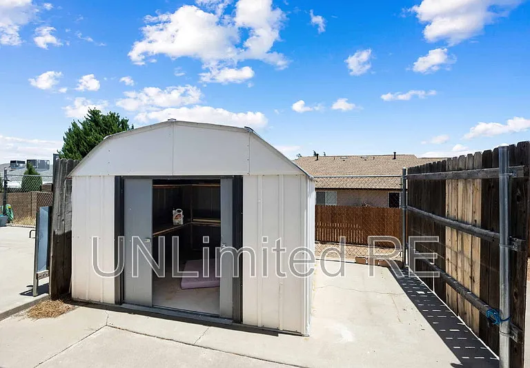 6001 N Tower Ln #A — Photo 25