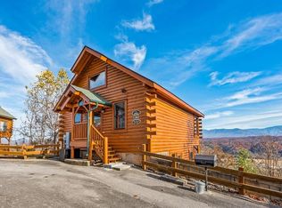 2960 Legacy Vista Dr, Sevierville, TN 37876