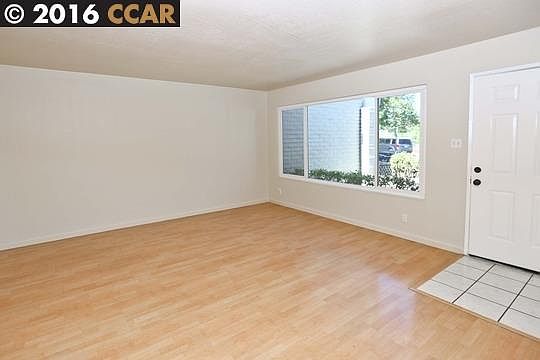 4th image of 3037 Cherry St