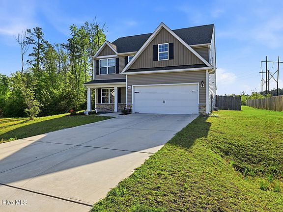 4th image of 697 Poppleton Drive
