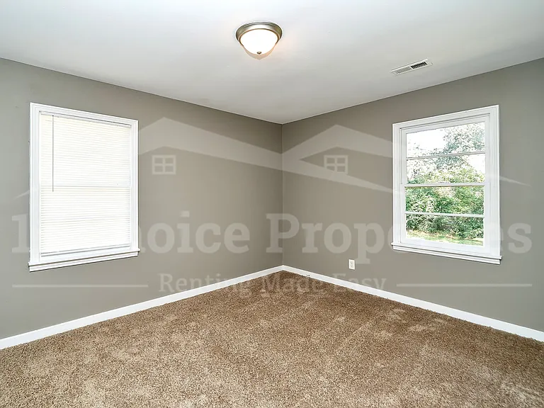 1301 5th Pl NW — Photo 4