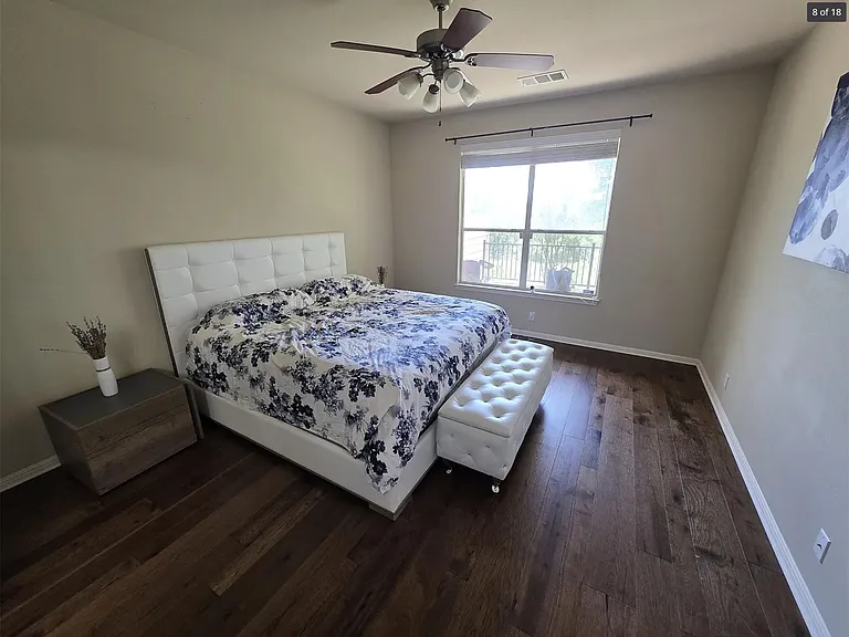 7901 Southwest Pkwy #15 — Photo 8