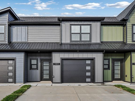 2nd image of 1403 Jonathan Wade Cir
