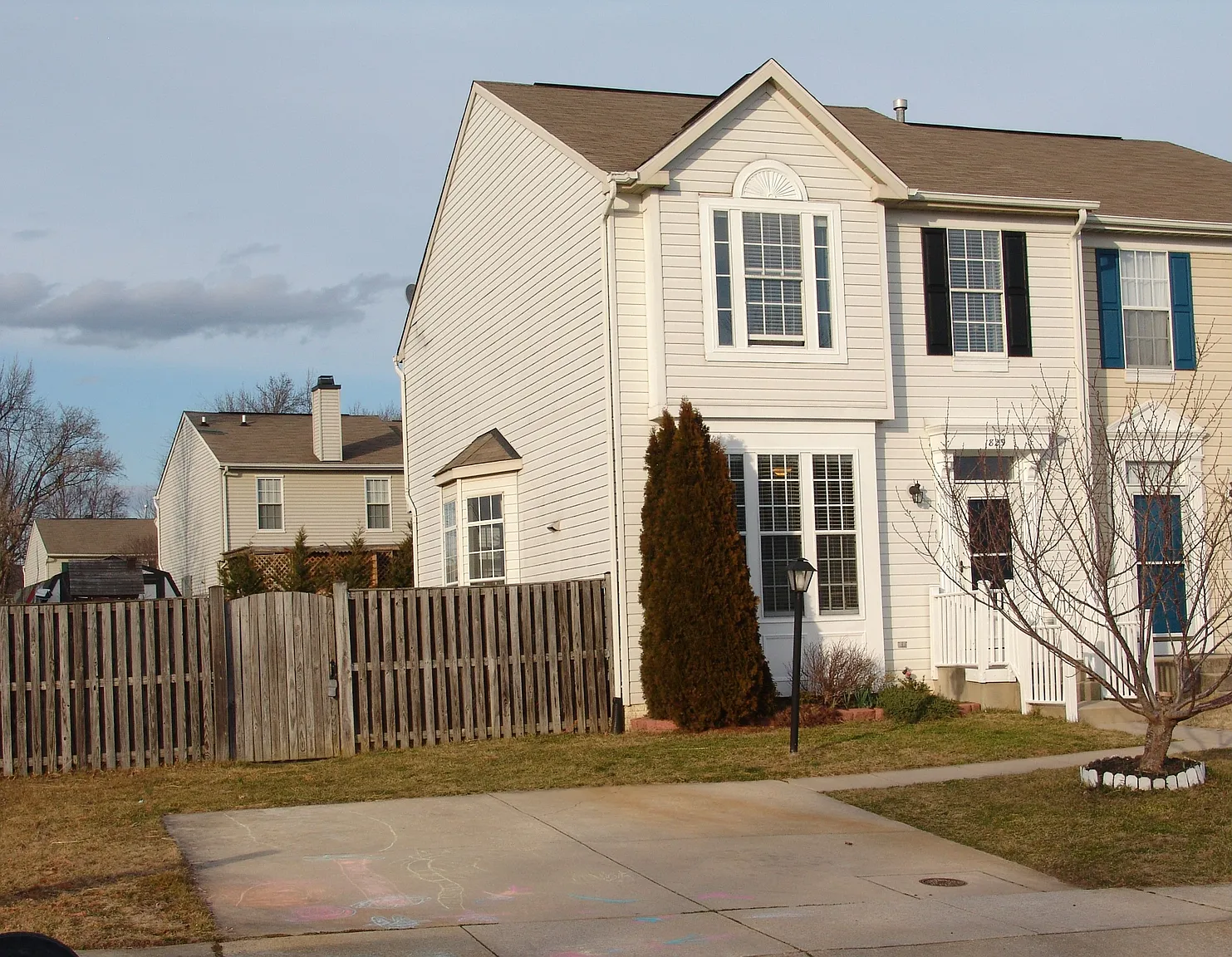 829 Sunflower Dr photo 1